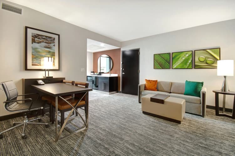 Embassy Suites by Hilton Alpharetta Halcyon photo 4