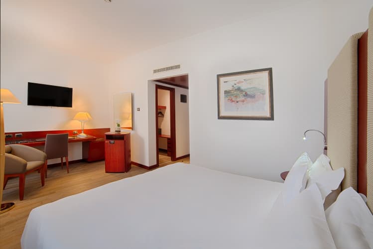 Nh Palermo Hotel photo 4