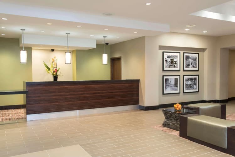DoubleTree by Hilton Hotel Grand Rapids Airport, photo 3