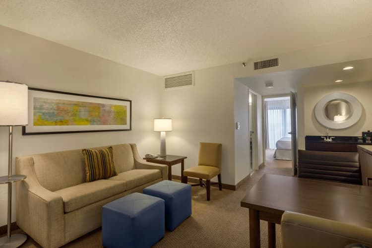 Embassy Suites by Hilton Baton Rouge photo 5