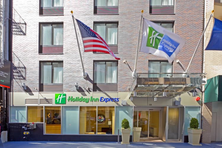Holiday Inn Express New York City-Wall Street photo 2
