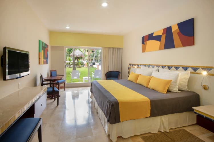 Viva Azteca by Wyndham, A Trademark All Inclusive Resort photo 3