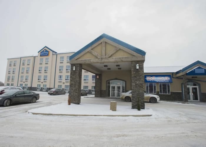 Lakeview Inn & Suites Fort Saskatchewan photo 2