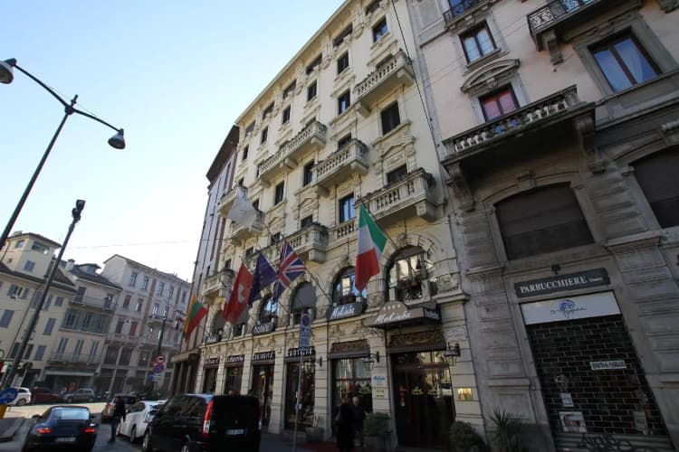King Hotel photo 2