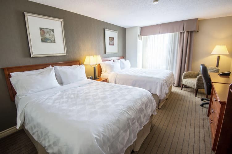 Holiday Inn & Suites Ottawa Kanata photo 5