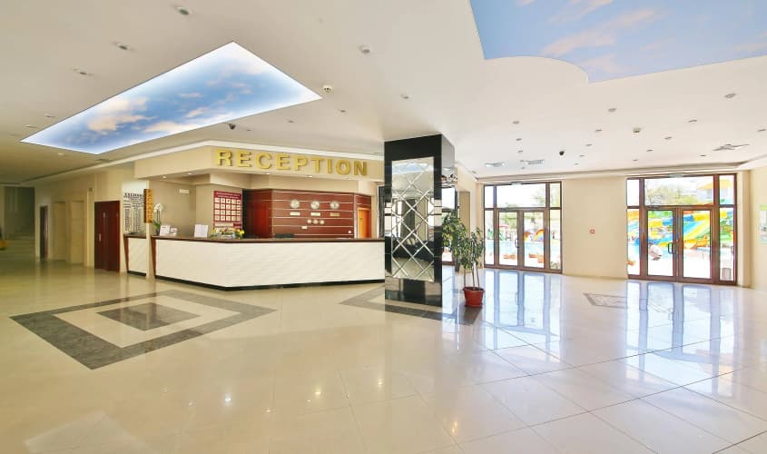 Prestige Hotel & Aquapark photo 3