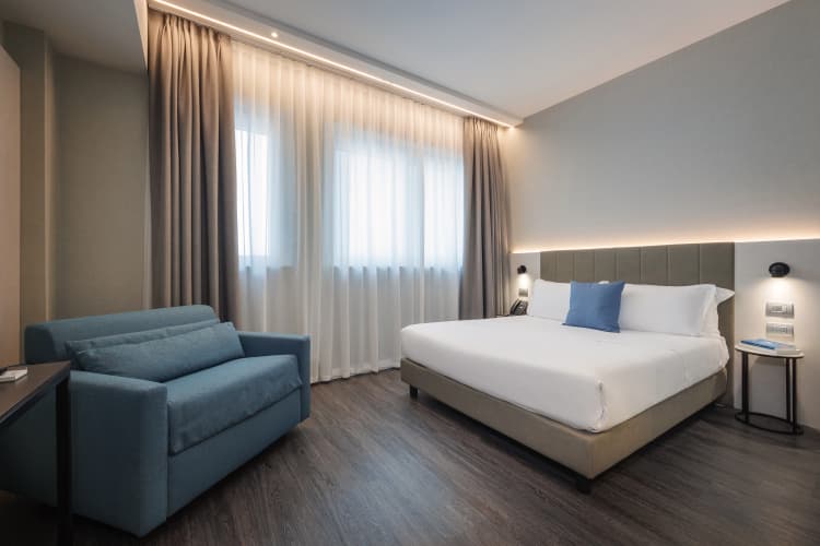 IH Hotels Milano Centrale photo 4