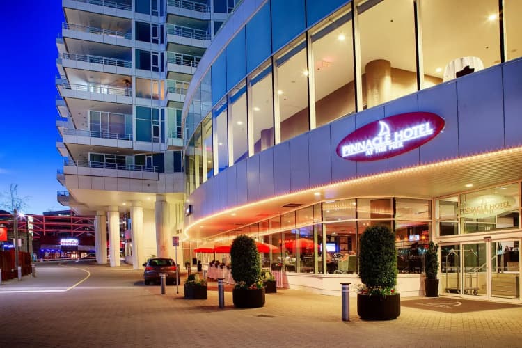 Pinnacle Hotel at the Pier, photo 2