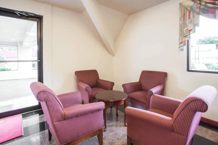 Mho Hotel Bordentown photo 3