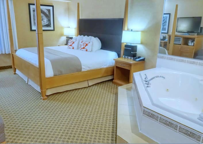 Best Western Plus Regency Inn & Conference Centre photo 5