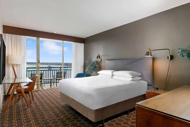 Wyndham San Diego Bayside photo 3