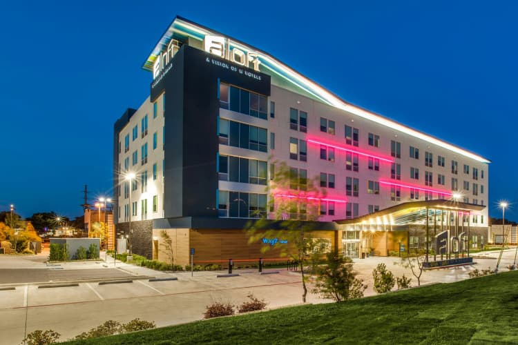 Aloft Dallas Arlington Entertainment District photo 2