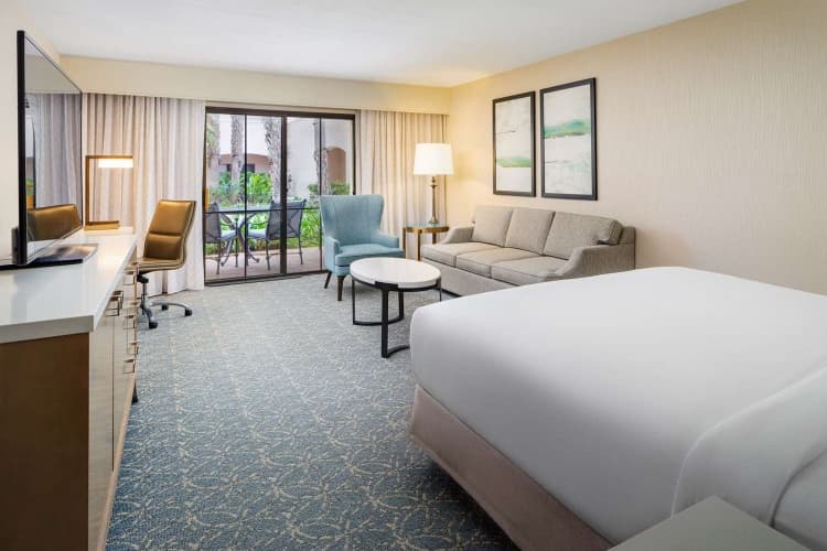 Hilton Santa Barbara Beachfront Resort photo 5