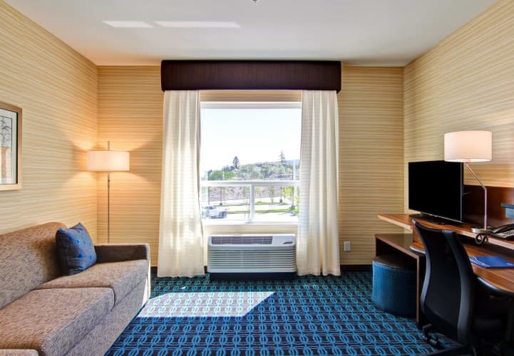 Fairfield Inn And Suites Kamloops photo 4