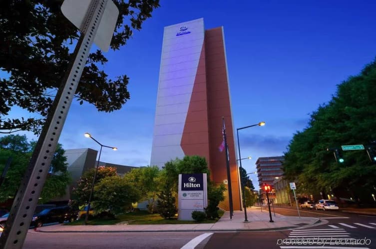 Hilton Knoxville, photo 2