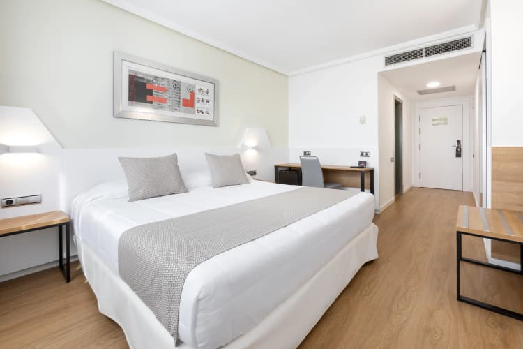 Hotel FrontAir Congress Barcelona photo 4