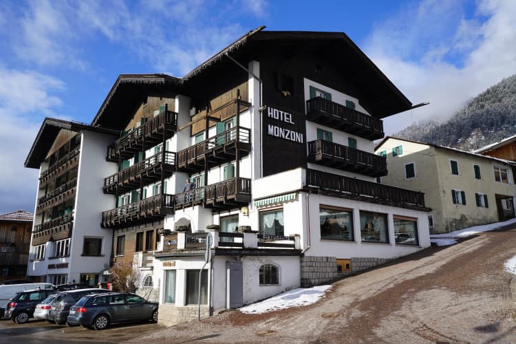 Hotel Monzoni photo 2