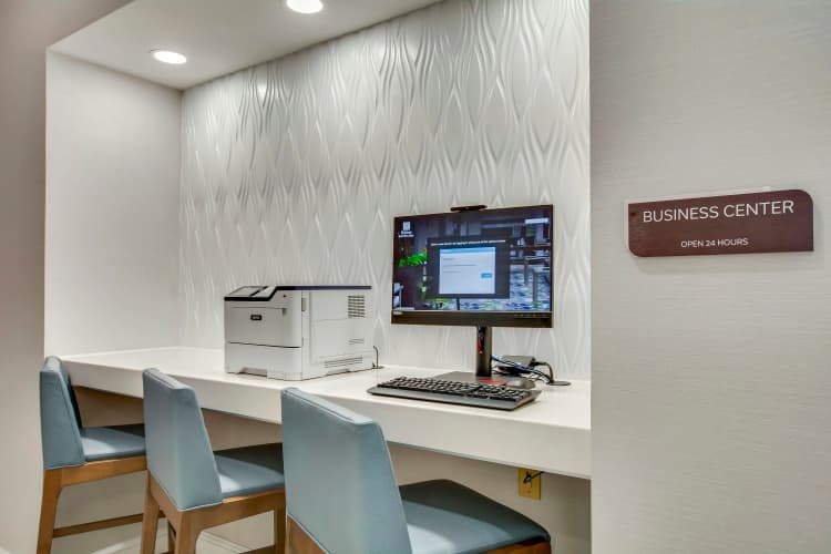 Hilton Garden Inn Louisville Airport photo 4