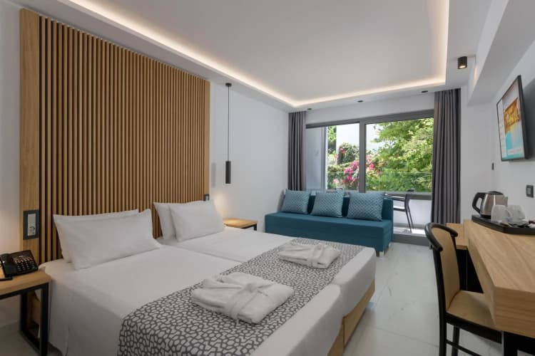 Oceanis Beach Hotel photo 4