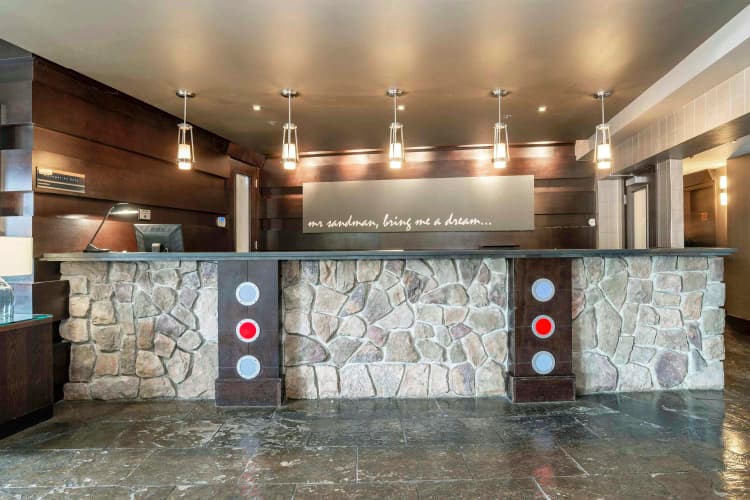 Sandman Hotel Kelowna photo 3