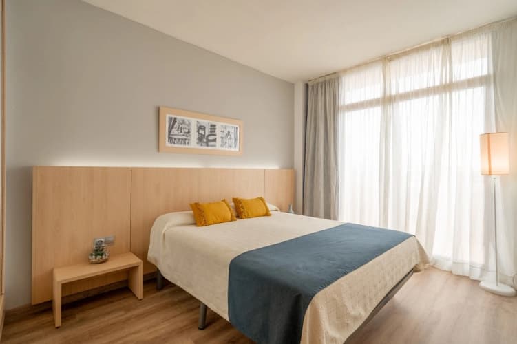 Aparthotel Advise Reina photo 5