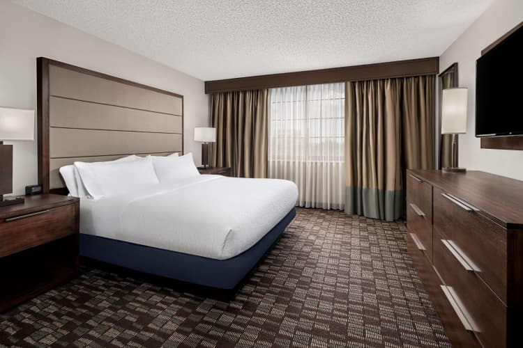 Embassy Suites by Hilton Nashville Airport photo 4