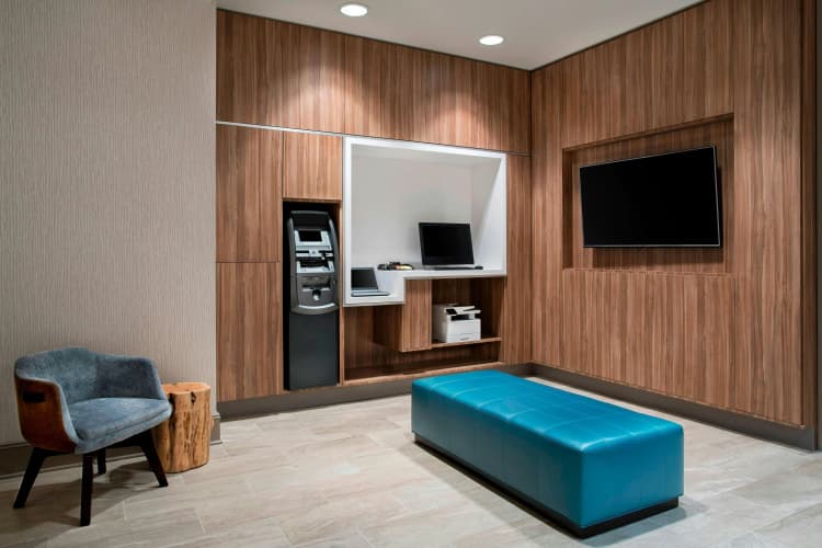Delta Hotels Richmond Downtown photo 4