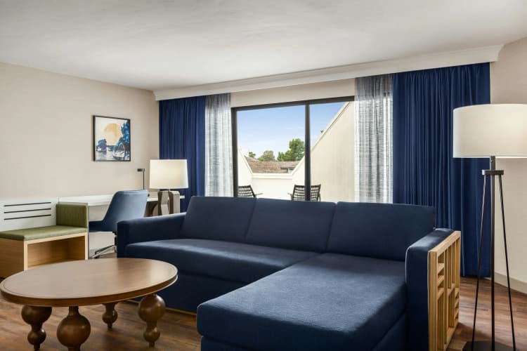 Hilton Garden Inn Monterey photo 4