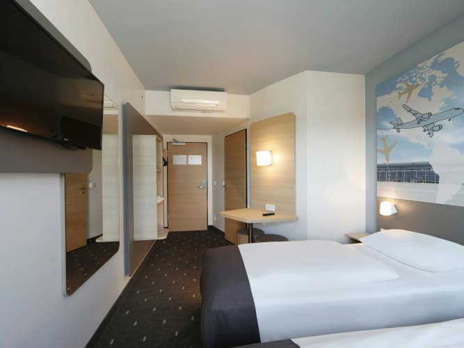 B&B Hotel Berlin-Airport photo 4