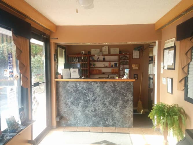 The Tide's Inn photo 1