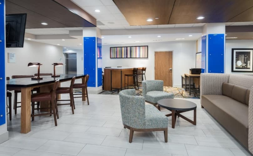 Holiday Inn Express Missouri City West, photo 3