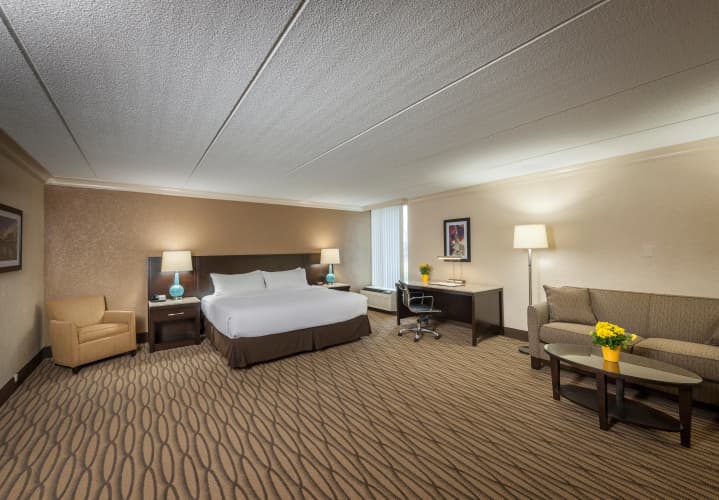 Best Western Plus Strongsville Cleveland photo 4