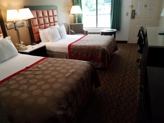 Ramada by Wyndham Temple Terrace/Tampa North photo 2