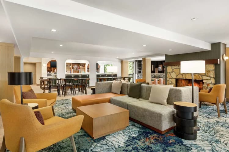 Hilton Garden Inn Monterey photo 3