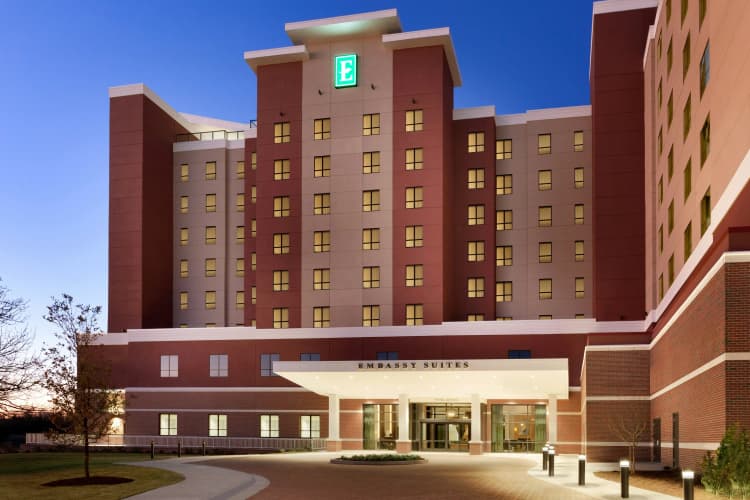 Embassy Suites by Hilton Wilmington Riverfront photo 2