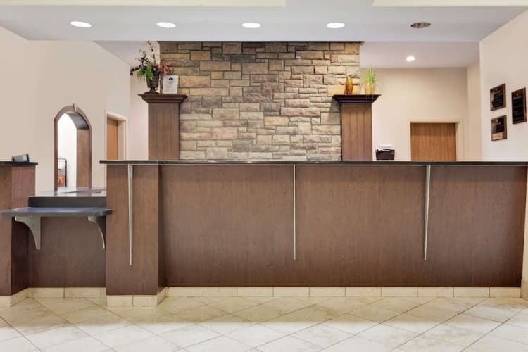 Ramada by Wyndham Lac La Biche, photo 3