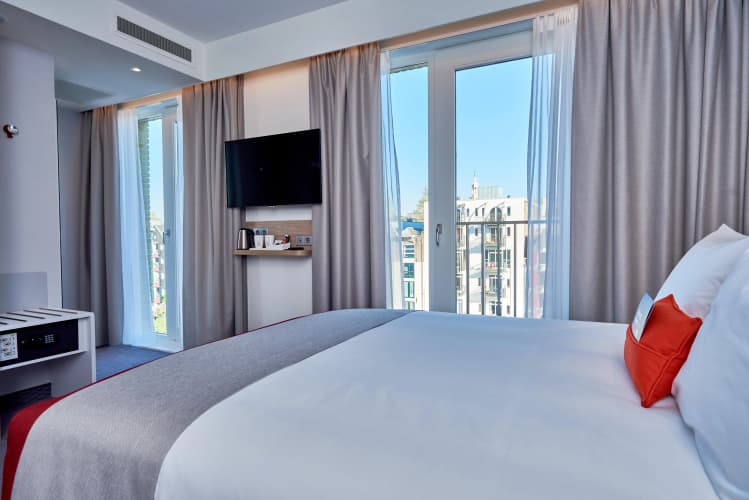 Holiday Inn Express Brussels Grand Place photo 4