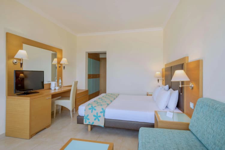 Sol Cosmopolitan Rhodes photo 4