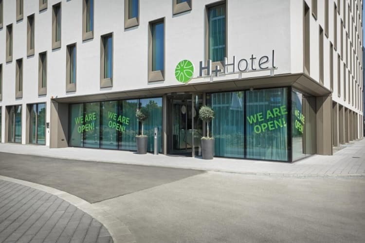 H Hotel Frankfurt Eschborn photo 2