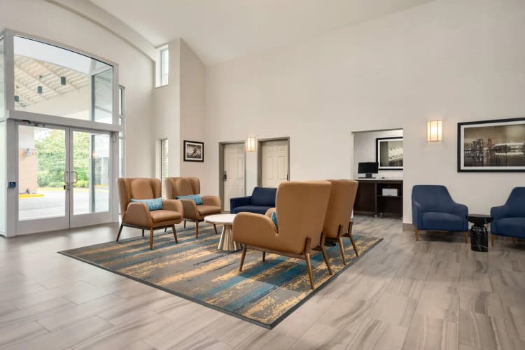 La Quinta Inn by Wyndham Vancouver Airport photo 4