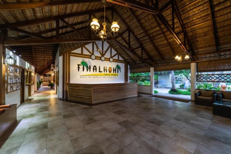 Fihalhohi Island Resort, photo 3