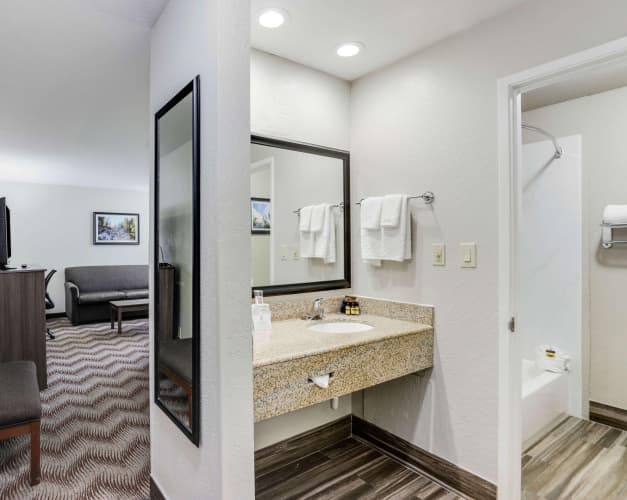 Best Western Plus Sonora Oaks Hotel & Conference Center photo 5