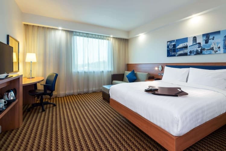 Hampton by Hilton London Luton Airport, photo 5