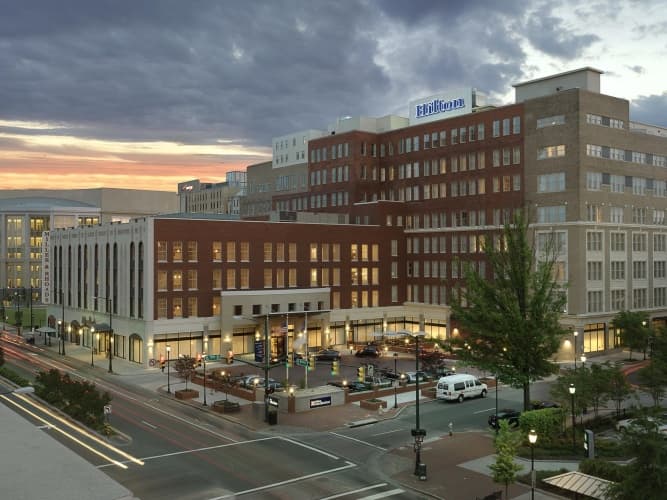 Hilton Richmond Downtown photo 2