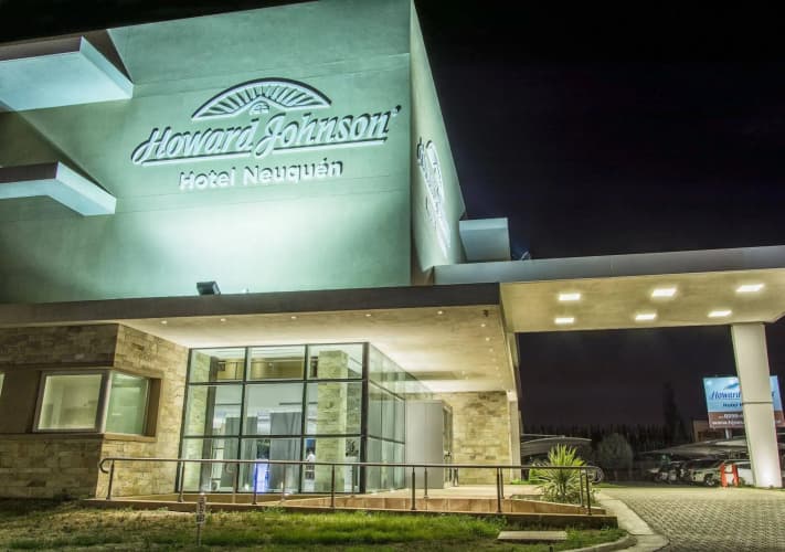 Howard Johnson by Wyndham Neuquen photo 2