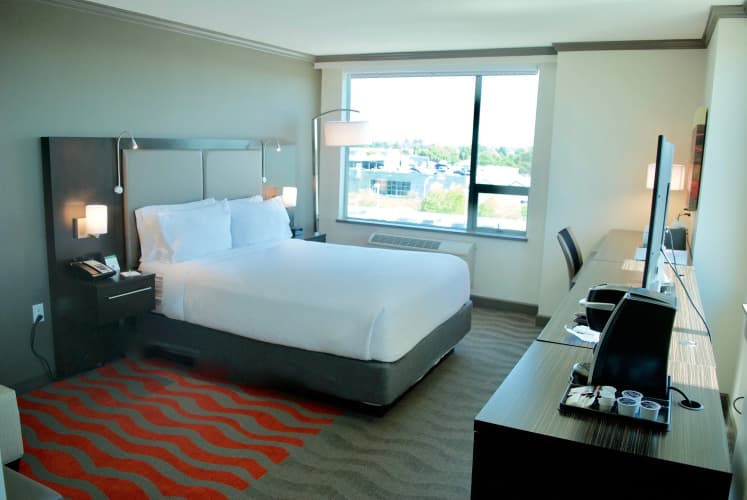 Holiday Inn Vancouver Airport- Richmond photo 4