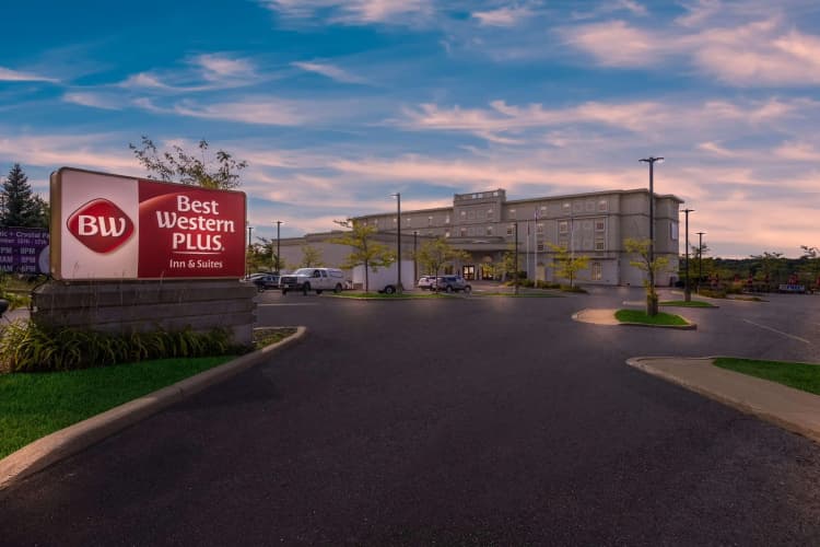 Best Western Plus Orangeville Inn & Suites, photo 2
