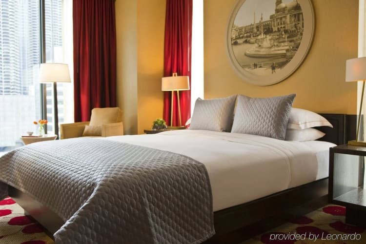 Royal Sonesta Chicago River North photo 2