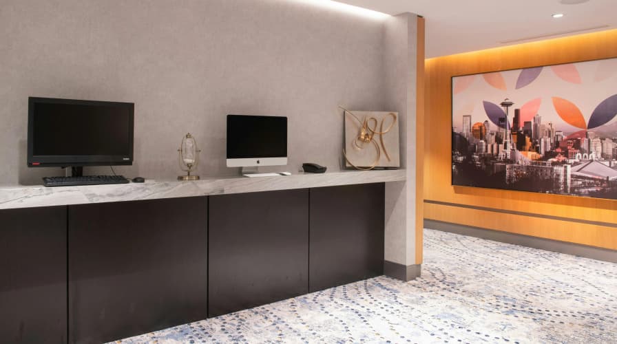 The Charter Hotel Seattle, Curio Collection by Hilton photo 4