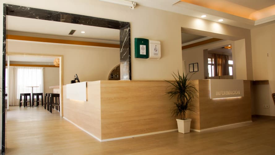 Hotel Iris - Only Adults photo 3